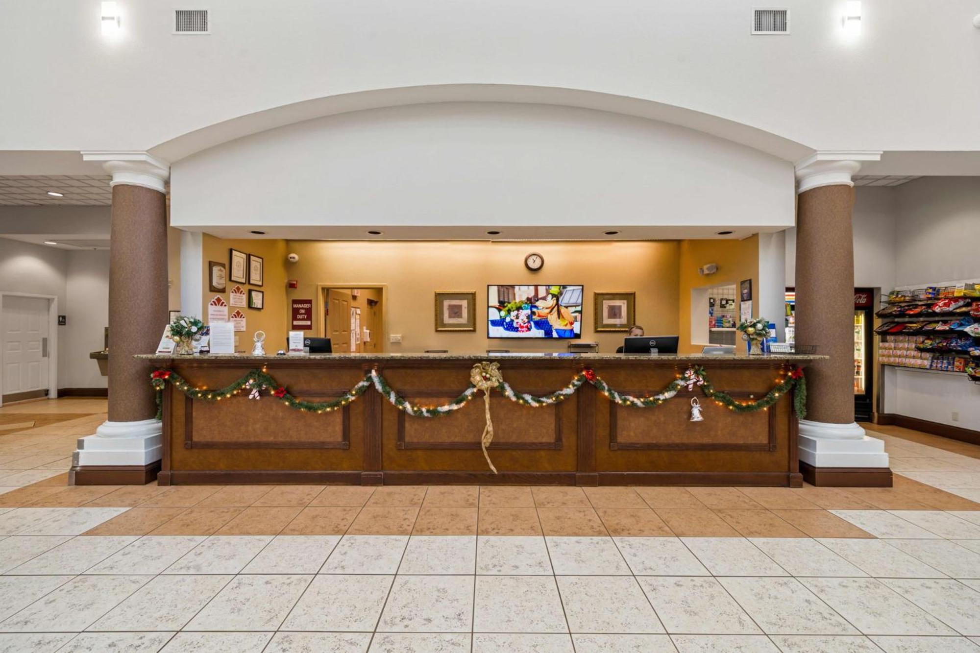 Hso - Family Close To World & Universal Apartment